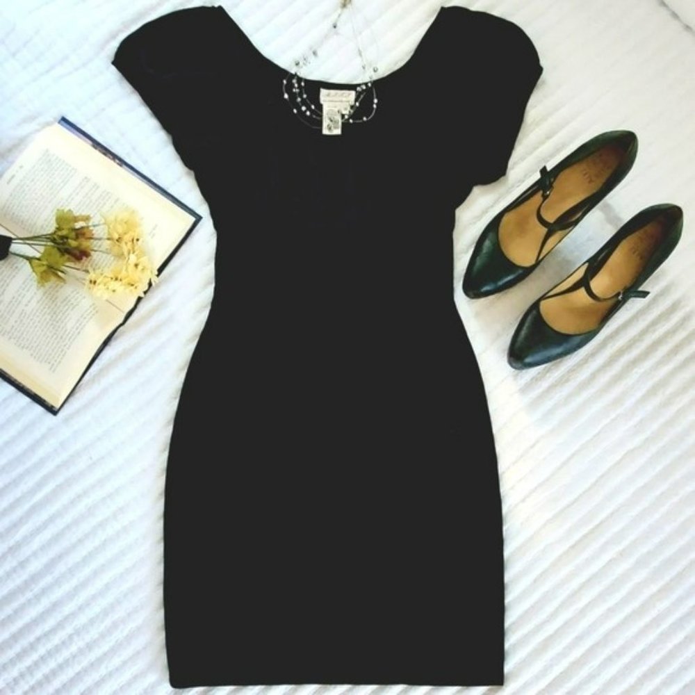 Classic Little Black Cocktail Dress Medium Cummerbund Waistband Formal Party - Picture 2 of 15